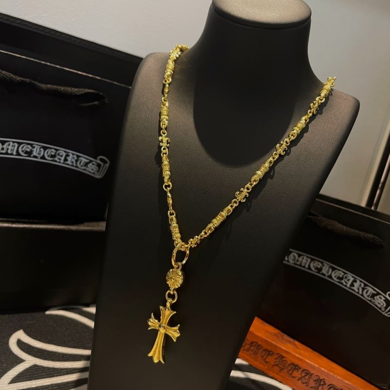 Ch*0me He**ts necklaces